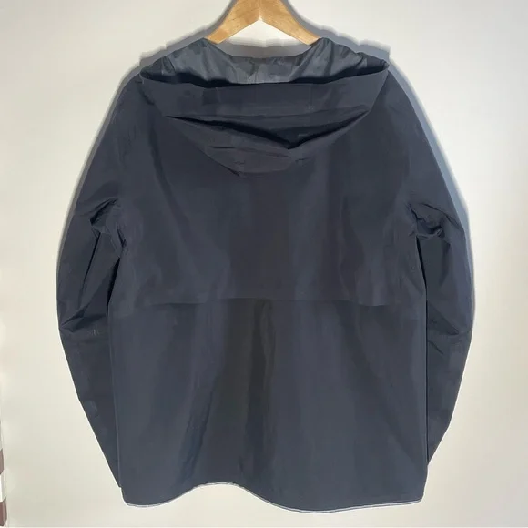 Lululemon Jacket - Picture 5 of 6